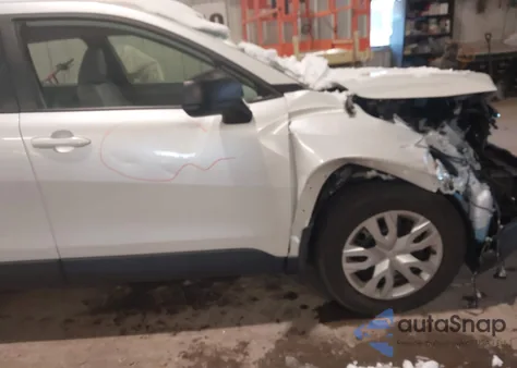 2025 Toyota Corolla Cross L z USA, uszkodzony, nr VIN 7MUAAABG6SV122451